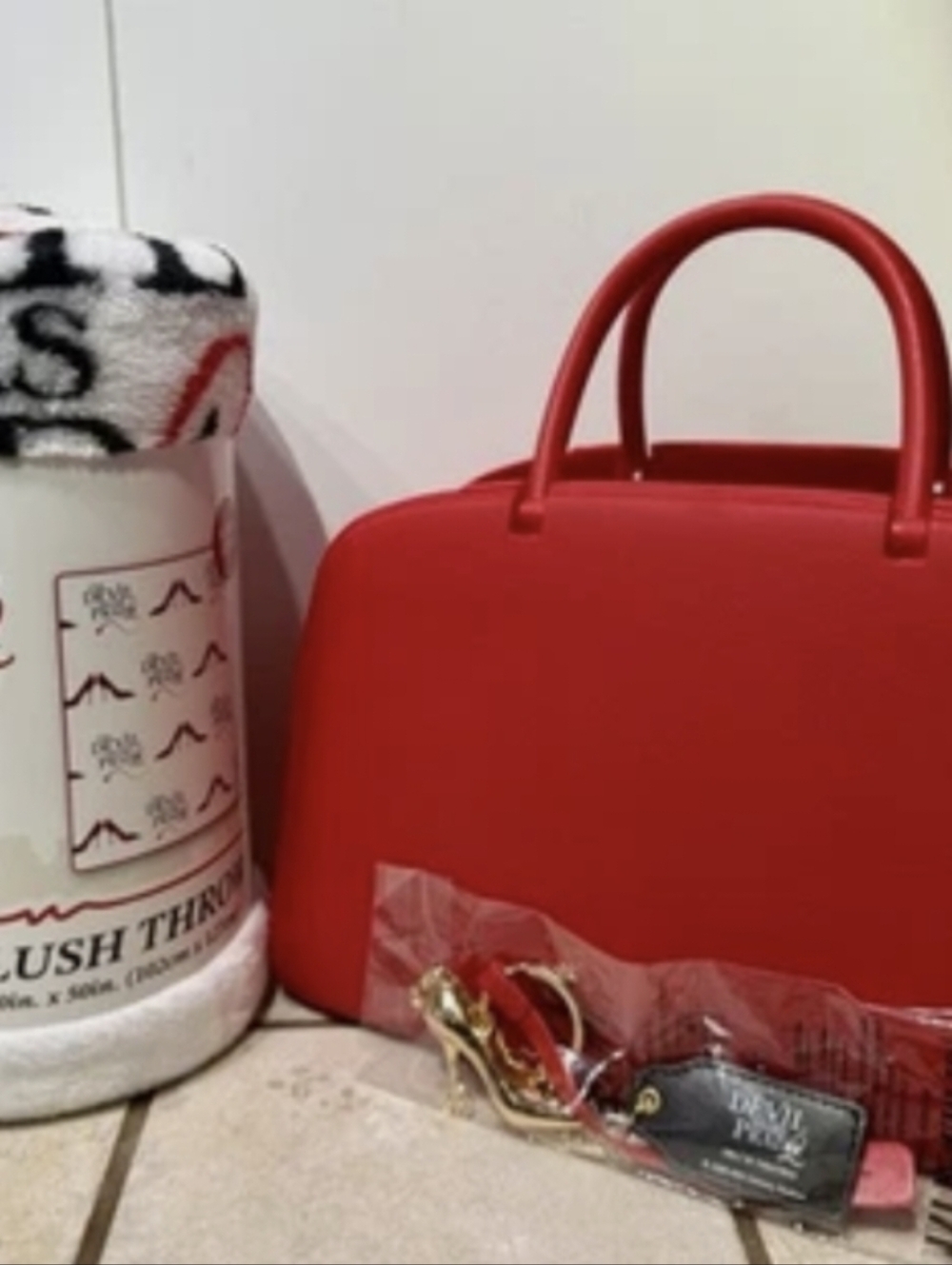 Devil Wears Prada 2 BUNDLE POPCORN PURSE NWT